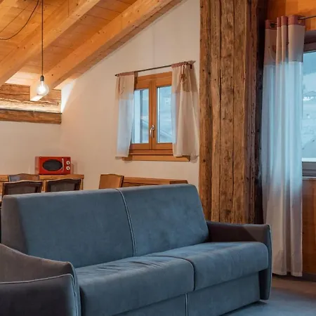 Apartmán Pista Stelvio Loft Lumiere *