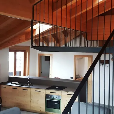 Pista Stelvio Loft Lumiere Apartman *